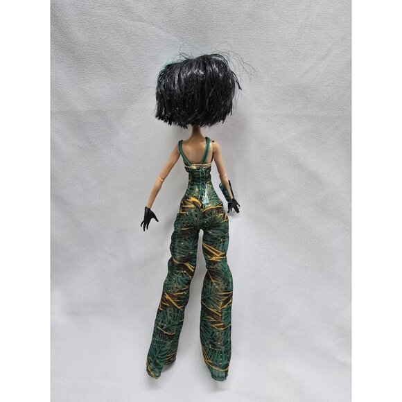 Monster High 2012 Skull Shores Cleo de Nile Doll- Black Hands - Picture 2 of 15